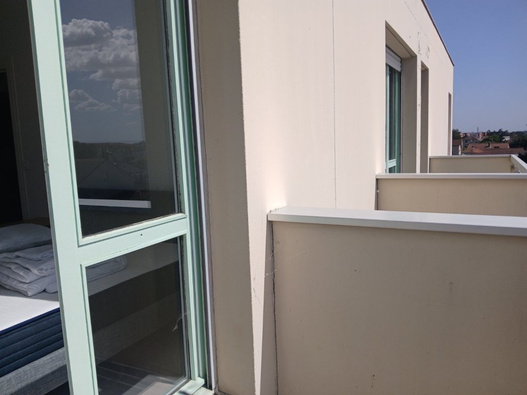 APPARTEMENT T2 A VENDRE - FEURS - 53.06 m2 - 159 000 &euro;