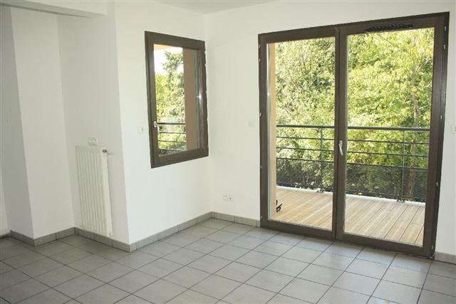 APPARTEMENT T2 A VENDRE - MONTBRISON - 42.98 m2 - 149 000 &euro;