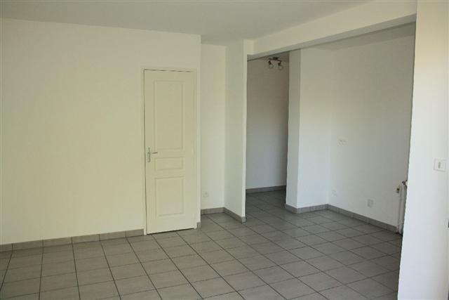 APPARTEMENT T2 A VENDRE - MONTBRISON - 42.98 m2 - 149 000 &euro;