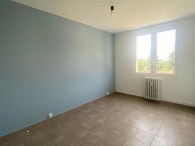 APPARTEMENT T3 A LOUER - BOEN - 53.31 m2 - 585 € charges comprises par mois