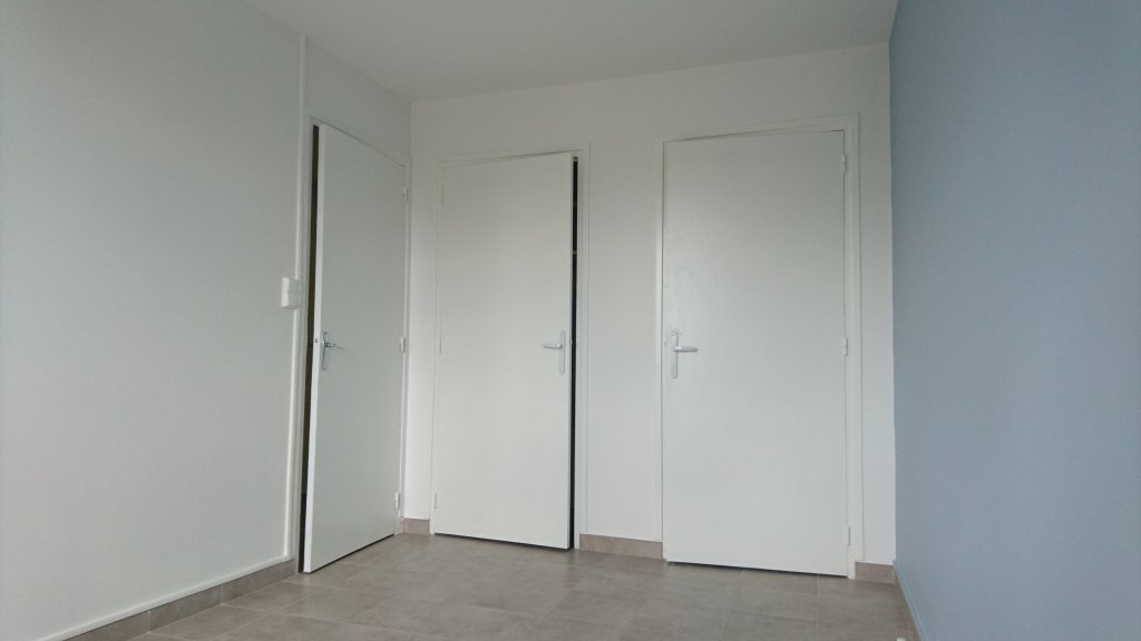 APPARTEMENT T3 A LOUER - BOEN SUR LIGNON - 53.31 m2 - 550 &euro; charges comprises par mois