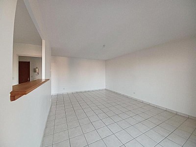 APPARTEMENT T3 A LOUER - CHAMPDIEU - 77.82 m2 - 683 &euro; charges comprises par mois