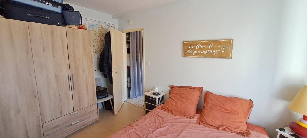 APPARTEMENT T3 A LOUER - CHAZELLES SUR LYON - 70 m2 - 520 &euro; charges comprises par mois
