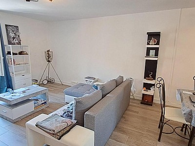 APPARTEMENT T3 A LOUER - CHAZELLES SUR LYON - 82.4 m2 - 610 € charges comprises par mois