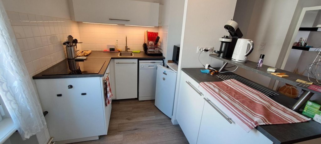 APPARTEMENT T3 A LOUER - CHAZELLES SUR LYON - 82.4 m2 - 610 &euro; charges comprises par mois