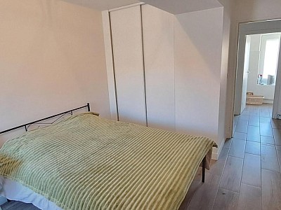 APPARTEMENT T3 A LOUER - CHAZELLES SUR LYON - 82.4 m2 - 610 € charges comprises par mois