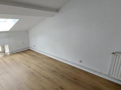 APPARTEMENT T3 A LOUER - CHAZELLES SUR LYON - 68.69 m2 - 620 € charges comprises par mois