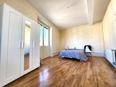 APPARTEMENT T3 A LOUER - CHAZELLES SUR LYON - 74.85 m2 - 540 € charges comprises par mois