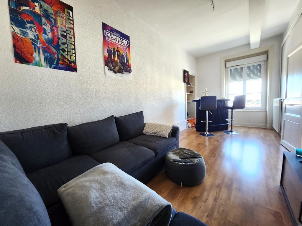 APPARTEMENT T3 A LOUER - CHAZELLES SUR LYON - 74.85 m2 - 540 &euro; charges comprises par mois