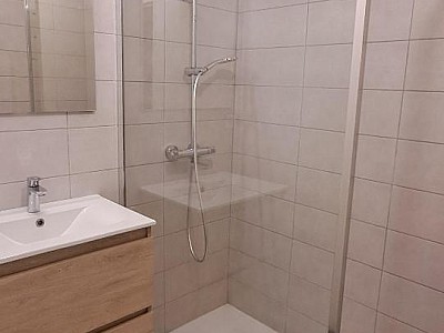 APPARTEMENT T3 A LOUER - CHAZELLES SUR LYON - 82.29 m2 - 717 € charges comprises par mois