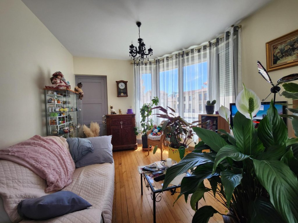 APPARTEMENT T3 A LOUER - CHAZELLES SUR LYON - 74.15 m2 - 560 &euro; charges comprises par mois