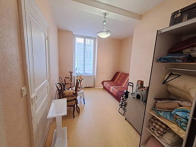 APPARTEMENT T3 A LOUER - CHAZELLES SUR LYON - 53.7 m2 - 430 € charges comprises par mois
