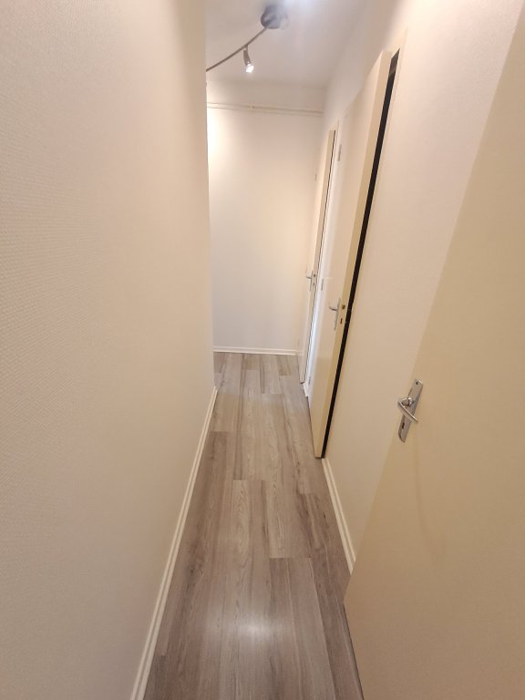 APPARTEMENT T3 A LOUER - CHAZELLES SUR LYON - 67.67 m2 - 510 &euro; charges comprises par mois