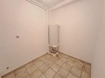 APPARTEMENT T3 A LOUER - CHAZELLES SUR LYON - 78.03 m2 - 495 € charges comprises par mois