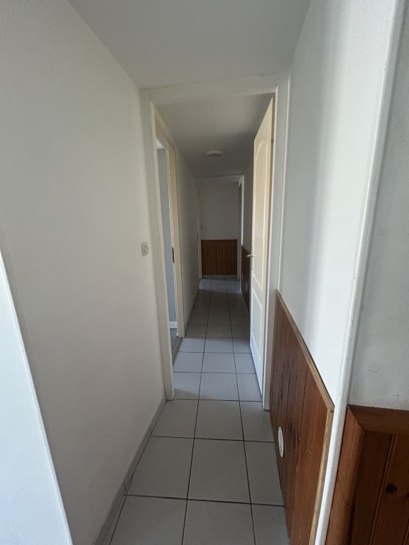 APPARTEMENT T3 A LOUER - ECOTAY L OLME - 64.1 m2 - 490 &euro; charges comprises par mois