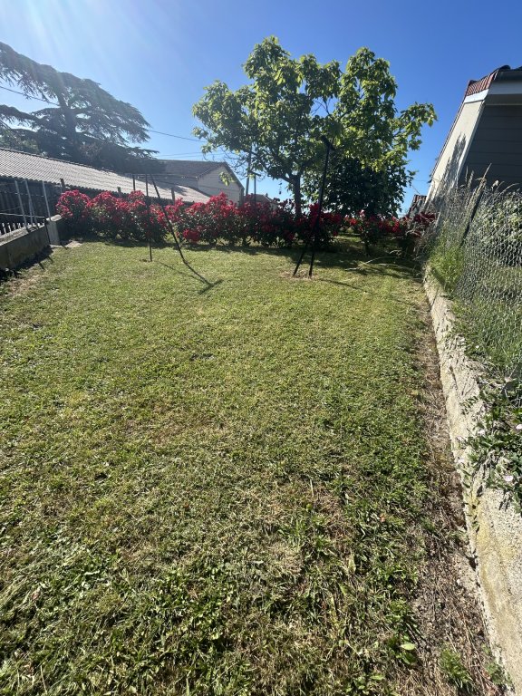 APPARTEMENT T3 A LOUER - ECOTAY L OLME - 64.1 m2 - 490 &euro; charges comprises par mois