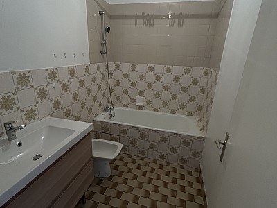 APPARTEMENT T3 A LOUER - FEURS - 95.35 m2 - 795 € charges comprises par mois