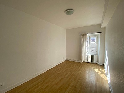 APPARTEMENT T3 A LOUER - MONTBRISON - 59.68 m2 - 550 € charges comprises par mois