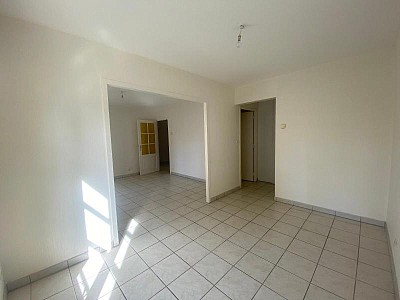 APPARTEMENT T3 A LOUER - MONTBRISON - 72.23 m2 - 610 € charges comprises par mois