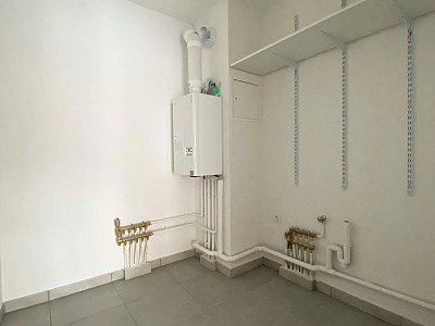 APPARTEMENT T3 A LOUER - MONTBRISON - 76.9 m2 - 800 € charges comprises par mois