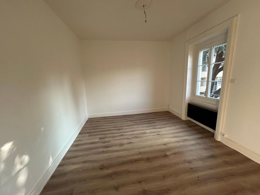 APPARTEMENT T3 A LOUER - MONTBRISON - 75.48 m2 - 630 &euro; charges comprises par mois