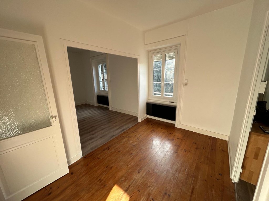 APPARTEMENT T3 A LOUER - MONTBRISON - 75.48 m2 - 630 &euro; charges comprises par mois
