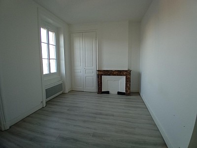 APPARTEMENT T3 A LOUER - MONTBRISON - 75.48 m2 - 630 € charges comprises par mois