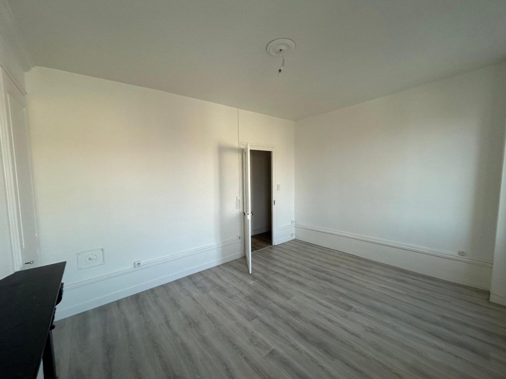 APPARTEMENT T3 A LOUER - MONTBRISON - 75.48 m2 - 630 &euro; charges comprises par mois