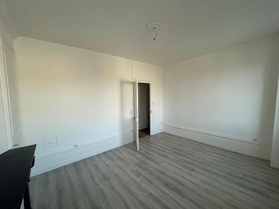 APPARTEMENT T3 A LOUER - MONTBRISON - 75.48 m2 - 630 € charges comprises par mois