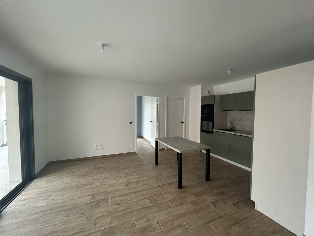 APPARTEMENT T3 A LOUER - MONTBRISON - 62.91 m2 - 750 &euro; charges comprises par mois