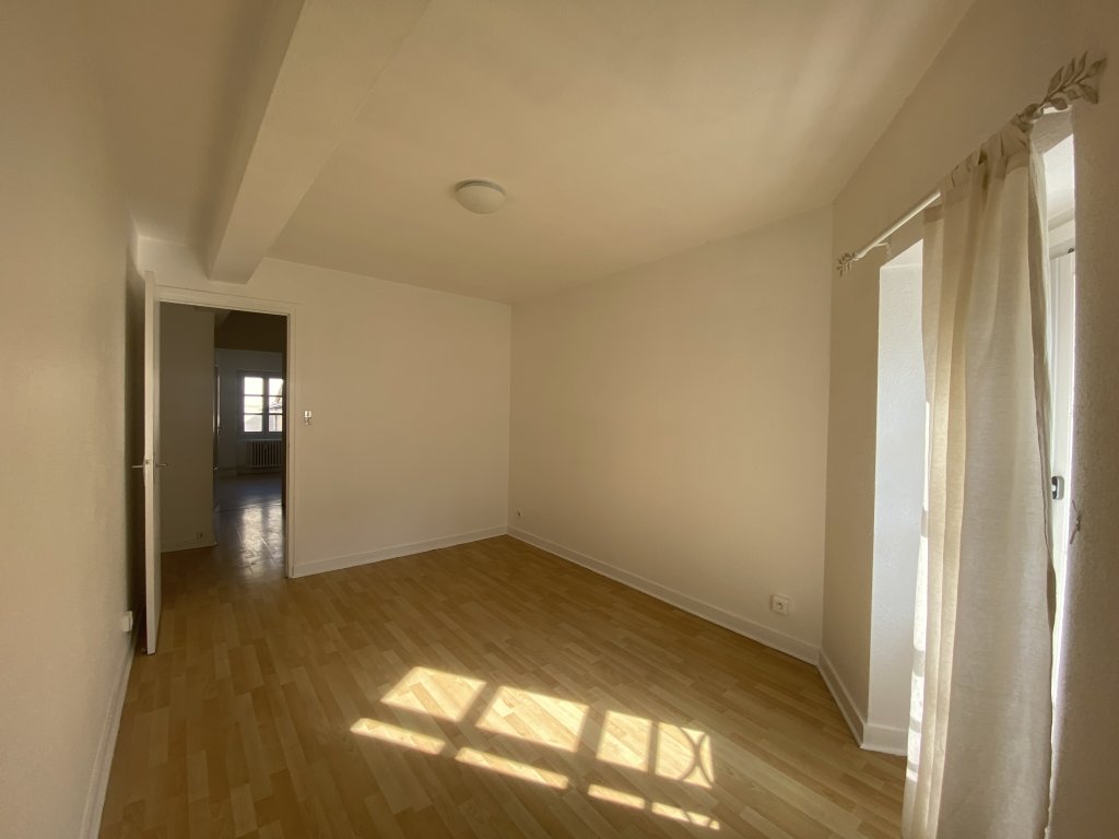 APPARTEMENT T3 A LOUER - MONTBRISON - 59.68 m2 - 550 &euro; charges comprises par mois