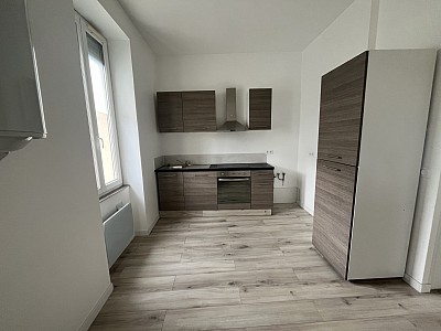 APPARTEMENT T3 A LOUER - MONTBRISON - 70.7 m2 - 625 € charges comprises par mois