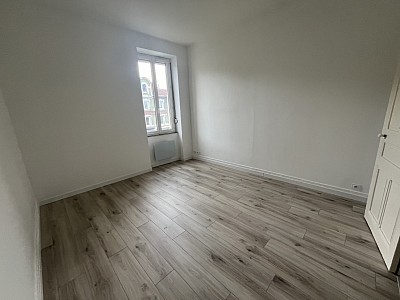 APPARTEMENT T3 A LOUER - MONTBRISON - 70.7 m2 - 625 € charges comprises par mois