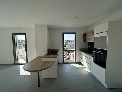 APPARTEMENT T3 A LOUER - MONTBRISON - 76.55 m2 - 940 &euro; charges comprises par mois