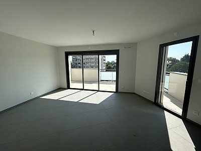 APPARTEMENT T3 A LOUER - MONTBRISON - 76.55 m2 - 940 &euro; charges comprises par mois