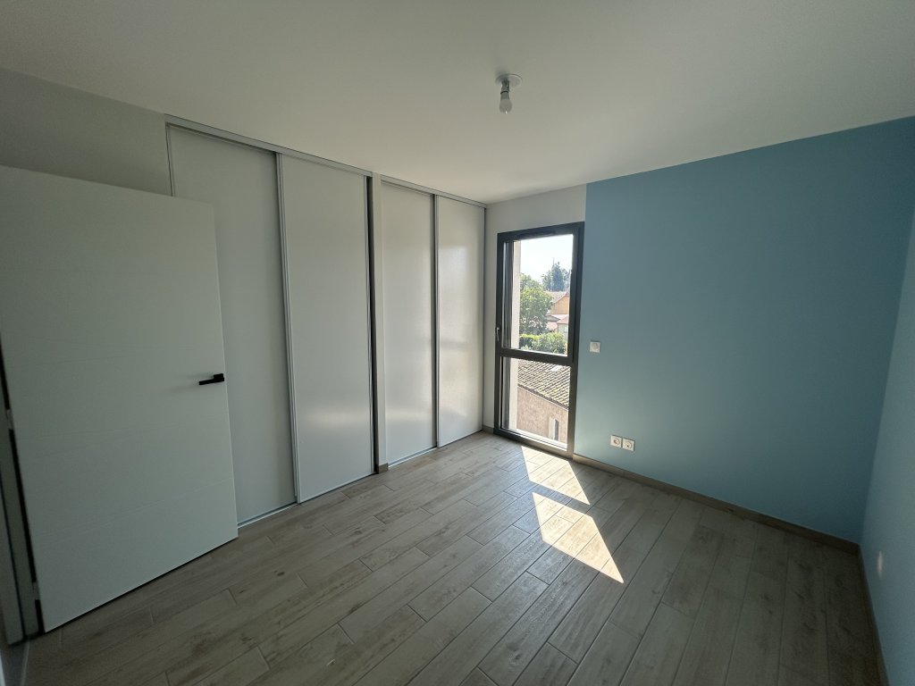APPARTEMENT T3 A LOUER - MONTBRISON - 76.55 m2 - 940 &euro; charges comprises par mois