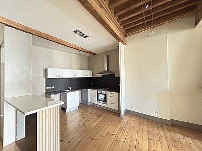 APPARTEMENT T3 A LOUER - MONTBRISON - 77.4 m2 - 620 &euro; charges comprises par mois