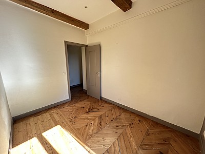 APPARTEMENT T3 A LOUER - MONTBRISON - 77.4 m2 - 620 &euro; charges comprises par mois