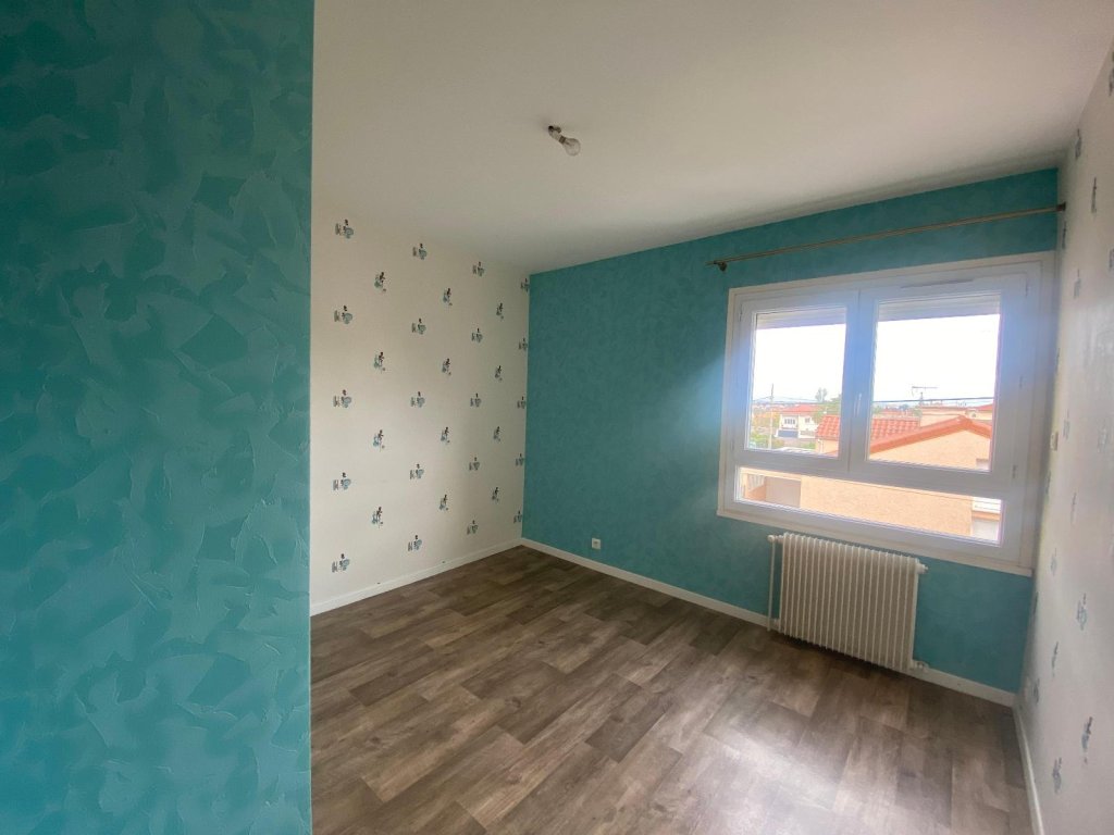 APPARTEMENT T3 A LOUER - MONTBRISON - 65.43 m2 - 670 &euro; charges comprises par mois