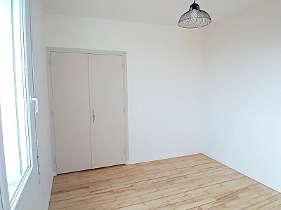 APPARTEMENT T3 A LOUER - MONTBRISON intramuros - 72.53 m2 - 821 € charges comprises par mois