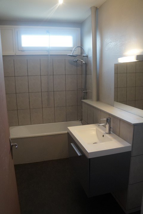 APPARTEMENT T3 A LOUER - MONTBRISON intramuros - 72.18 m2 - 590 &euro; charges comprises par mois