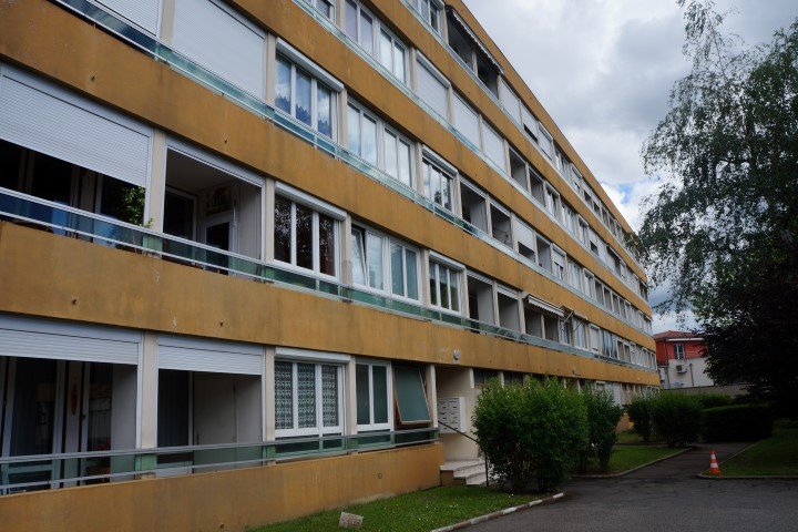 APPARTEMENT T3 A LOUER - MONTBRISON intramuros - 72.18 m2 - 590 &euro; charges comprises par mois