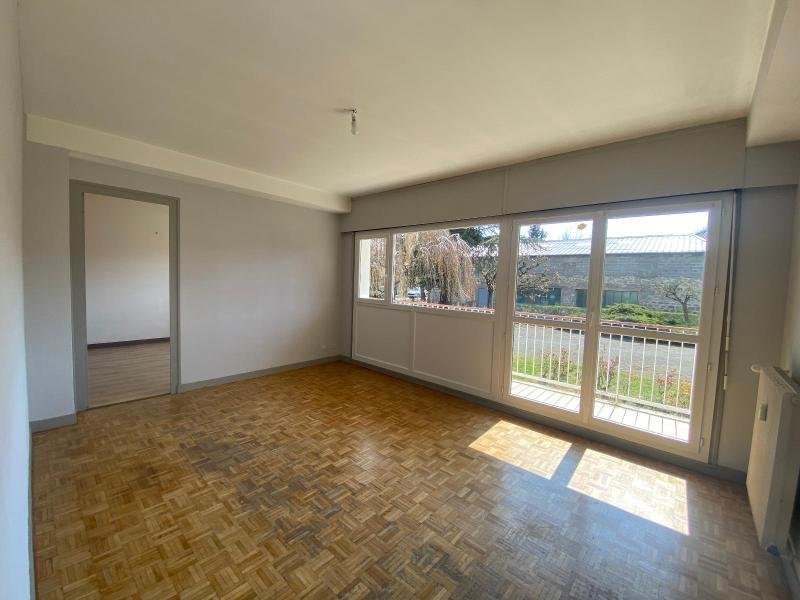 APPARTEMENT T3 A LOUER - MONTBRISON - 71.41 m2 - 666 &euro; charges comprises par mois