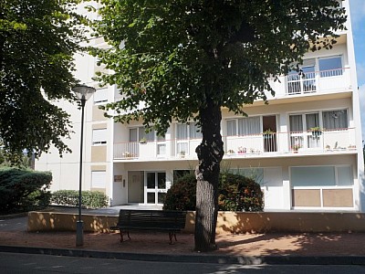 APPARTEMENT T3 A LOUER - MONTBRISON - 71.41 m2 - 666 € charges comprises par mois