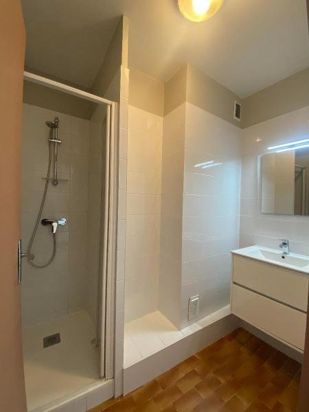 APPARTEMENT T3 A LOUER - MONTBRISON - 71.41 m2 - 666 &euro; charges comprises par mois