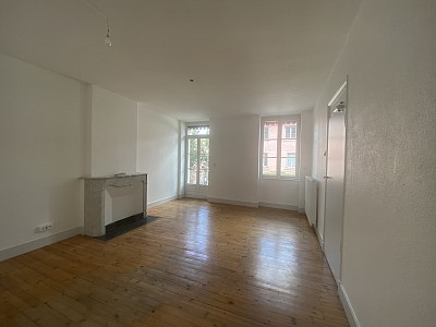 APPARTEMENT T3 A LOUER - MONTROND LES BAINS - 65.8 m2 - 590 € charges comprises par mois