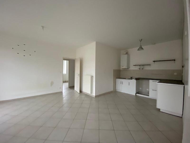 APPARTEMENT T3 A LOUER - ST ANTHEME - 59.14 m2 - 458 &euro; charges comprises par mois