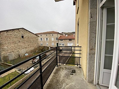 APPARTEMENT T3 A LOUER - ST ANTHEME - 59.14 m2 - 458 € charges comprises par mois