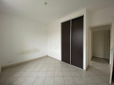 APPARTEMENT T3 A LOUER - ST ANTHEME - 59.14 m2 - 458 € charges comprises par mois