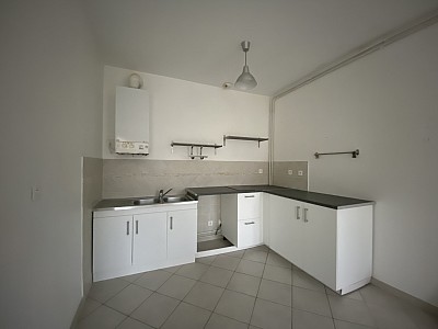 APPARTEMENT T3 A LOUER - ST ANTHEME - 59.14 m2 - 458 &euro; charges comprises par mois